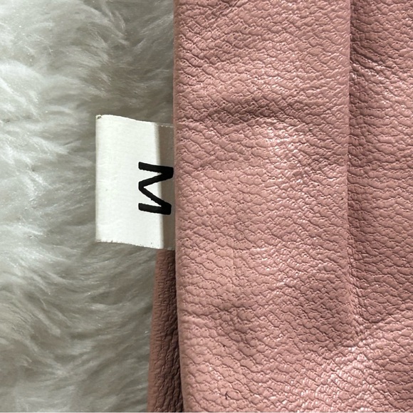 XOXO Pink Women's Leather Gloves Size M - Picture 3 of 6